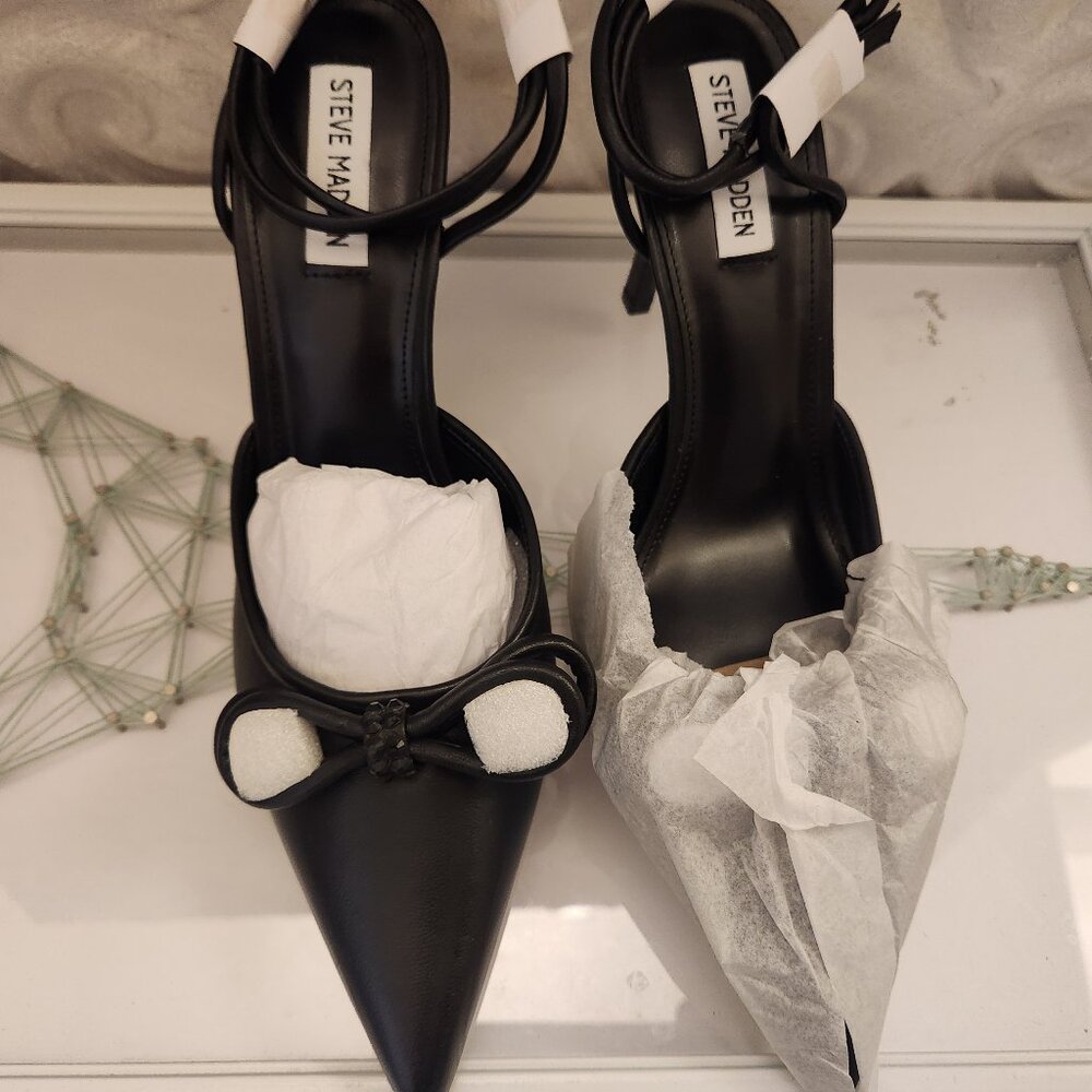 Steve Madden Black Leather Point toe heels. " Sherise". NIB. Size 11 - Picture 4 of 10